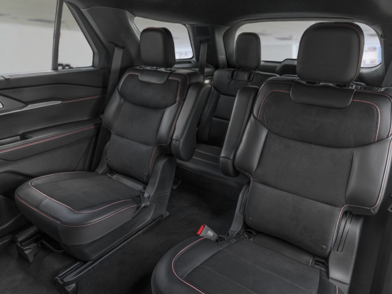 2026 Ford Explorer Star White Metallic Tri-Coat Mont-Laurier - photo #9