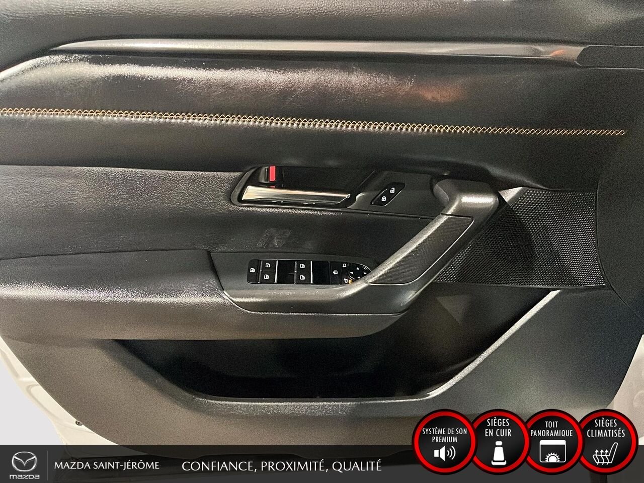 Mazda CX-50 GT avec moteur turbo | TOIT PANO | TOWING PACK | CUIR | AWD | 2023 Blanc Saint-Jérôme - photo #11