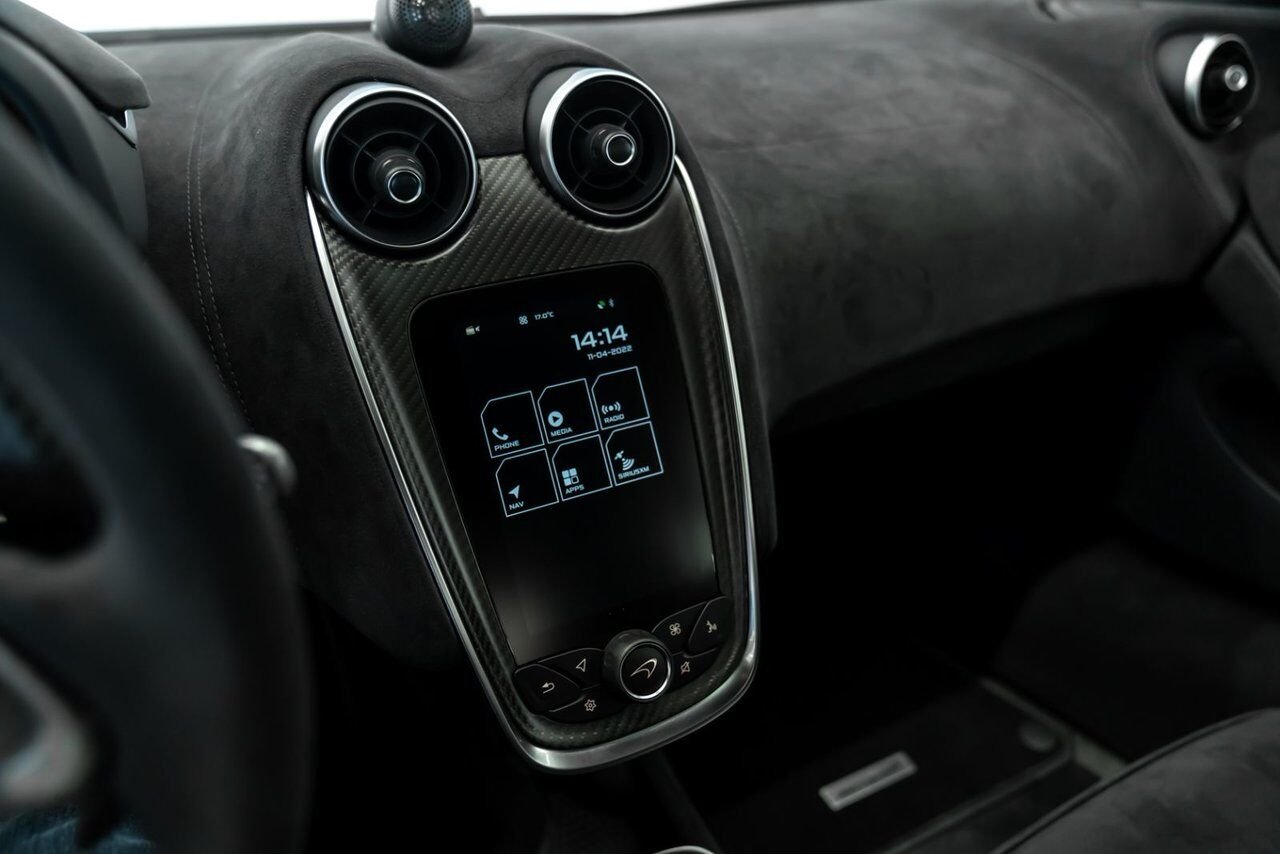 2019 McLaren 600LT *NO LUXURY TAX* White Kirkland - photo #18
