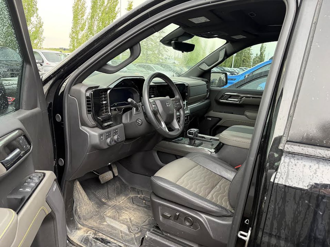 2024 Chevrolet Silverado 1500 4WD Crew Cab 147 ZR2 Black Sherwood Park - photo #6