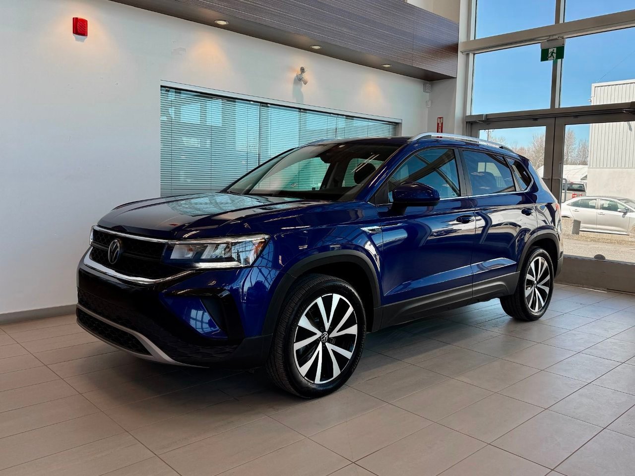 Volkswagen Taos 2023 Bleu Notre-Dame-des-Prairies - photo #31