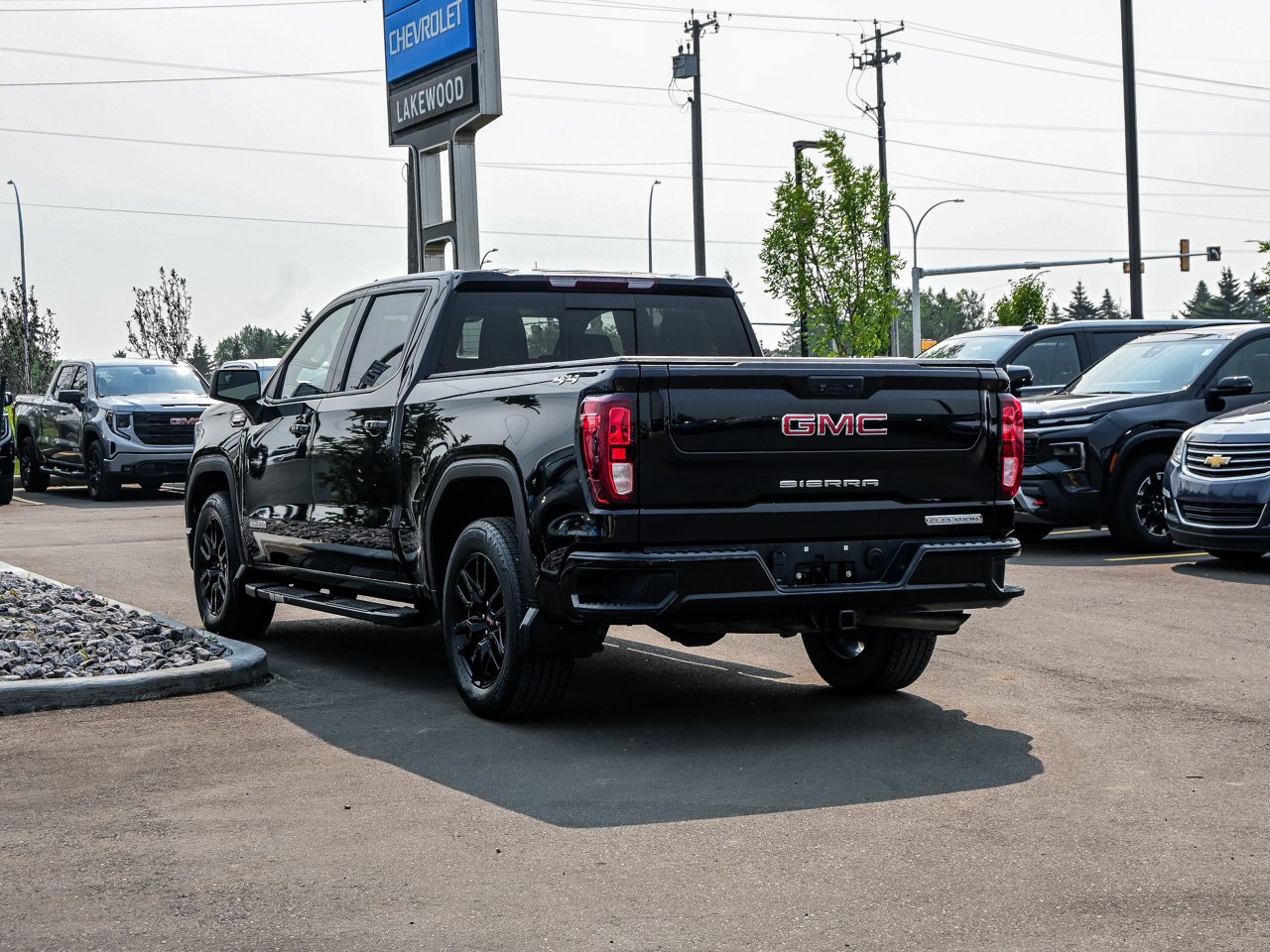 2024 GMC Sierra 1500 4WD Crew Cab 147 Elevation Black Sherwood Park - photo #10