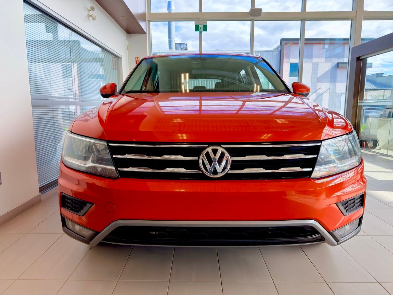 Volkswagen Tiguan 2019 Orange Notre-Dame-des-Prairies - photo #3