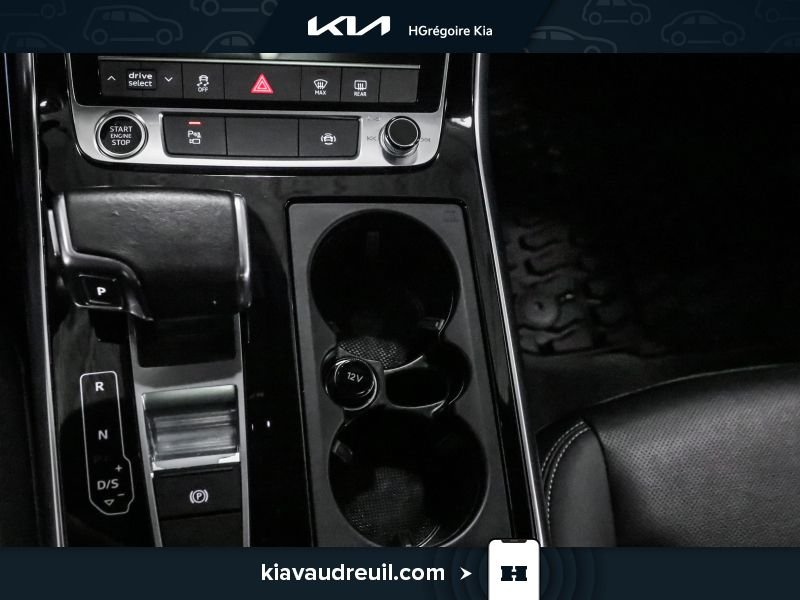 2022 Audi Q8 Black Blainville - photo #28