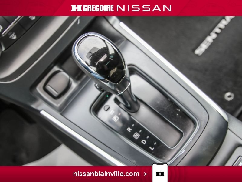 2017 Nissan Sentra Grey Laval - photo #18