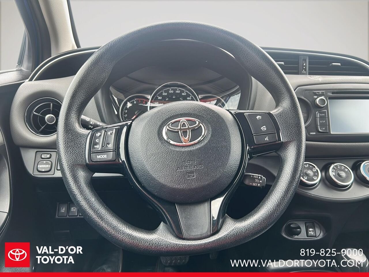 Toyota Yaris Hatchback LE 5 portes BA 2018 Bleu Val-d'Or - photo #10