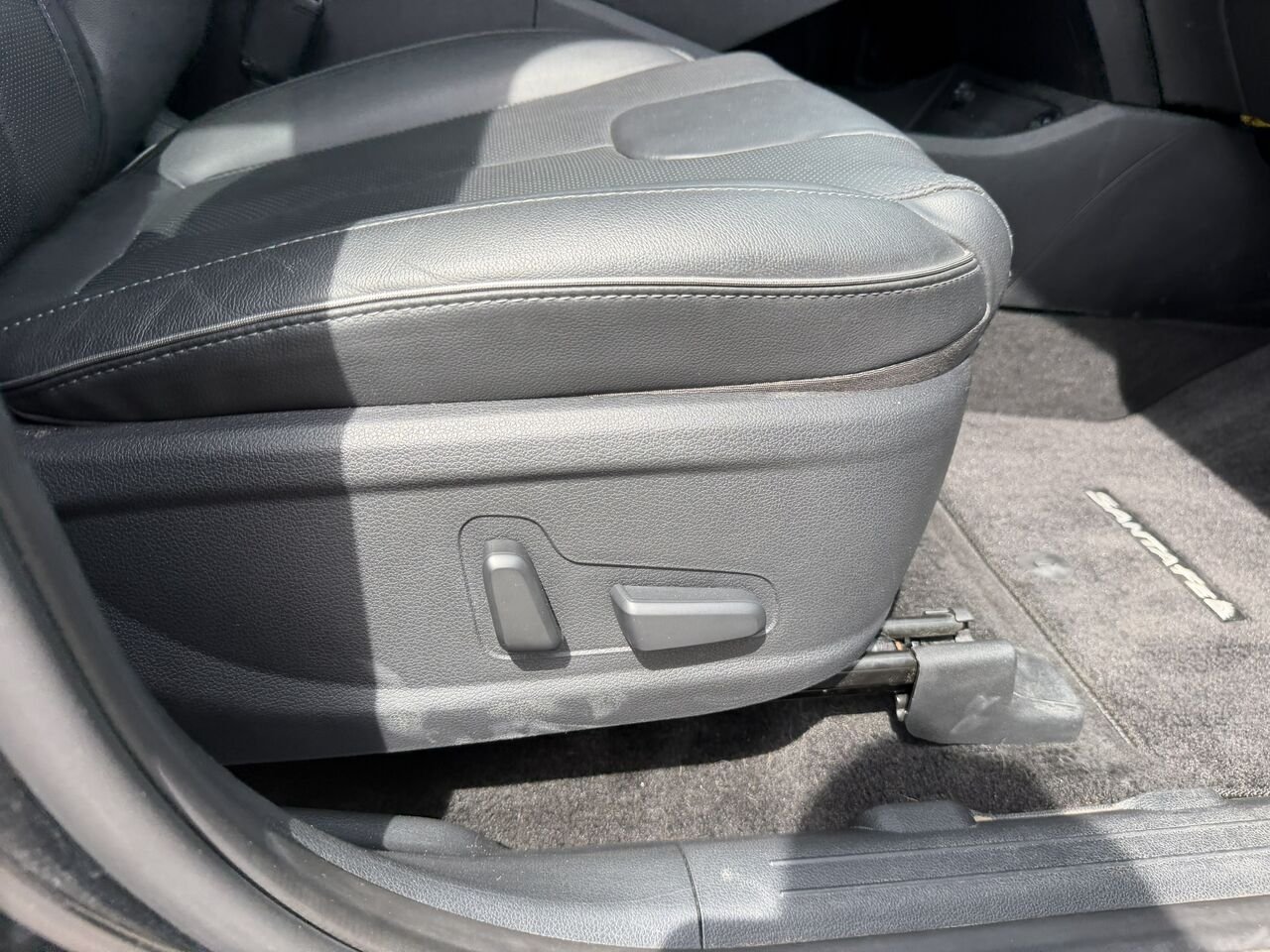 Hyundai Santa Fe HYBRIDE RECHARGEABLE LUXURY AWD 2023 Noir Laval - photo #24