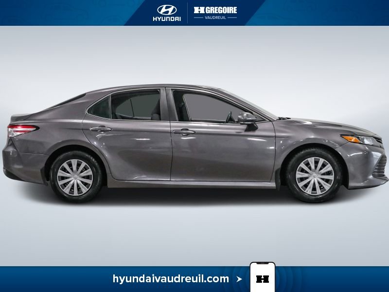2020 Toyota Camry Grey Laval - photo #12