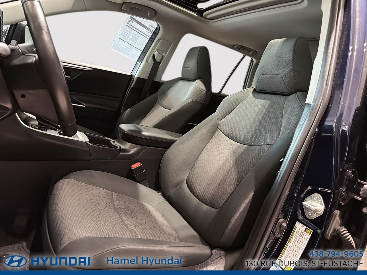 2019 Toyota RAV4 Blue Saint-Eustache - photo #10