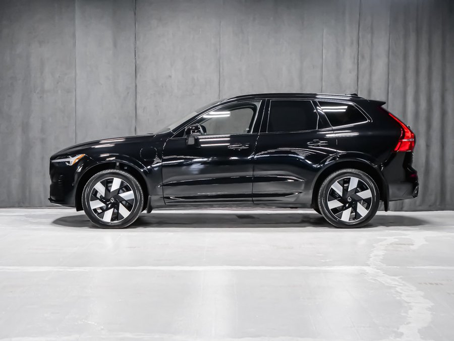 2025 Volvo XC60 Plug-In Hybrid T8 PLUS DARK CLIMATE HARMAN KARDON Black