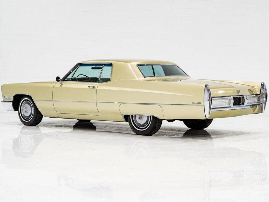 1967 Cadillac DeVille Coupe 1967 Gold