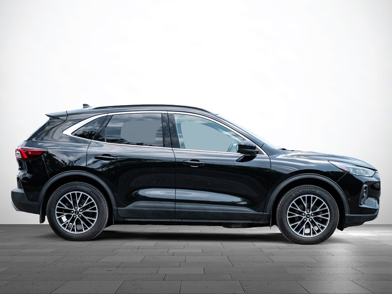 2023 Ford Escape Black Sainte-Julienne - photo #3