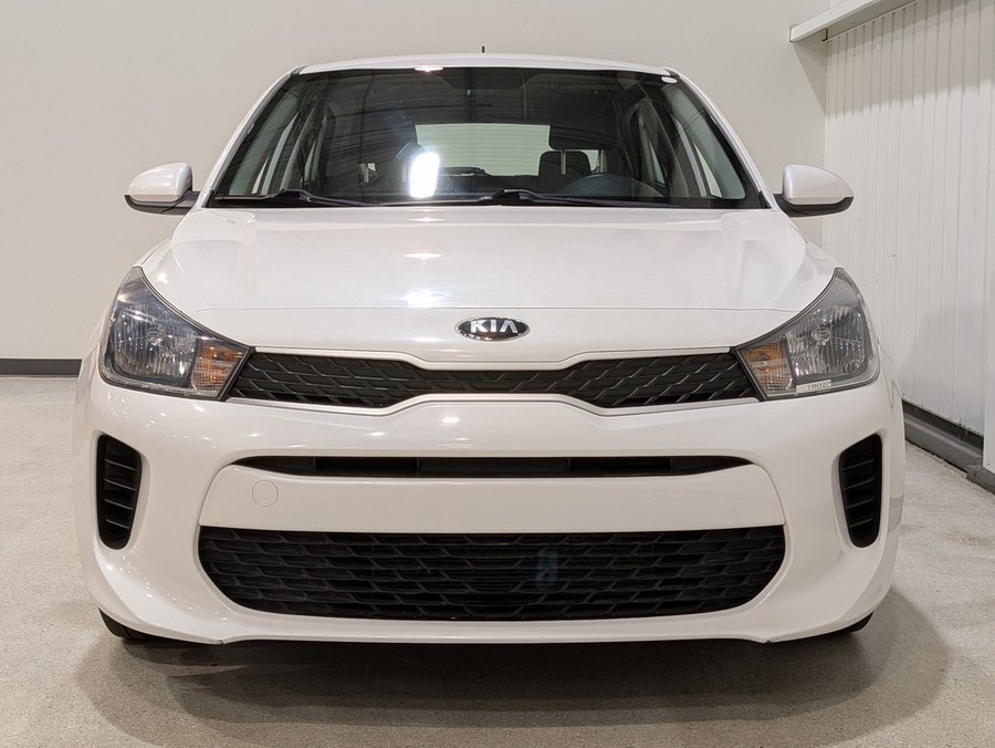 2019 Kia Rio 5-door White