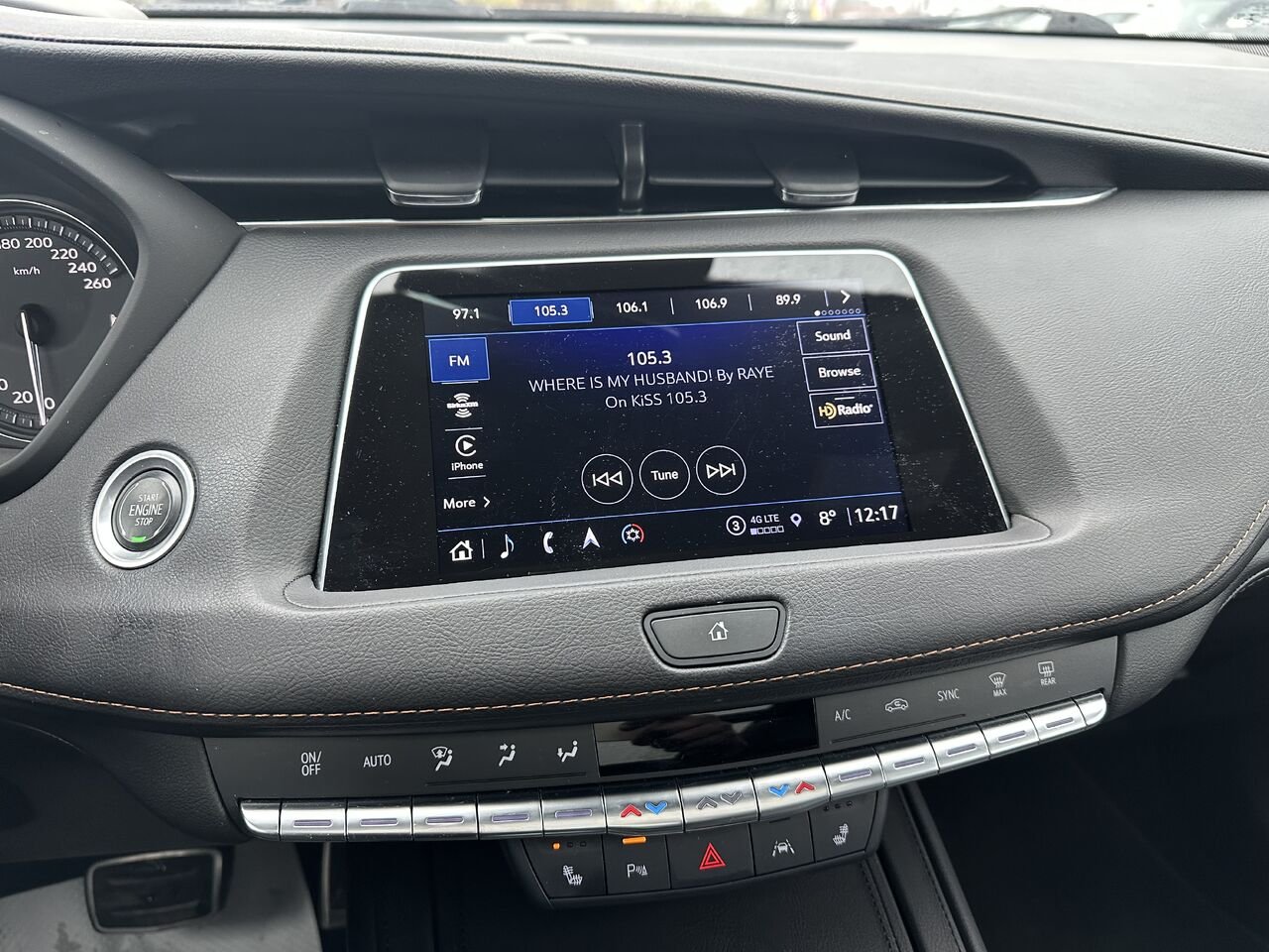 2023 CADILLAC XT4 SPORT Traction intégrale, 4 portes Sport Black Gatineau - photo #11