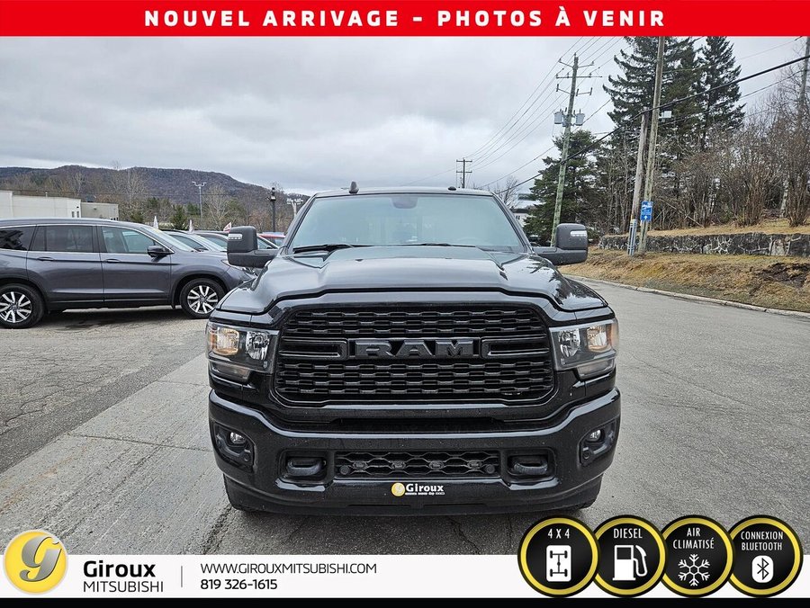 RAM 2500 Big Horn cabine d'équipe 4x4 caisse de 6 pi 4 po 2024 Noir