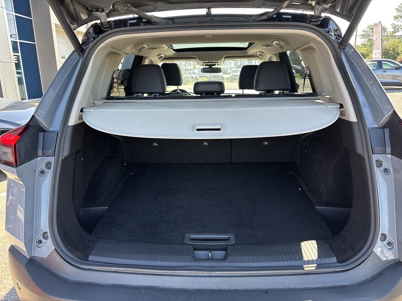 2023 Nissan Rogue SV Édition de minuit TI gray Montmagny - photo #7