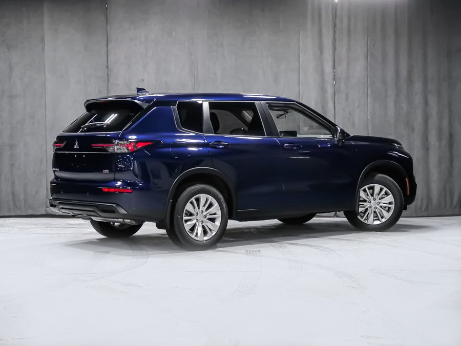 Mitsubishi Outlander ES 2026 Bleu cosmique
