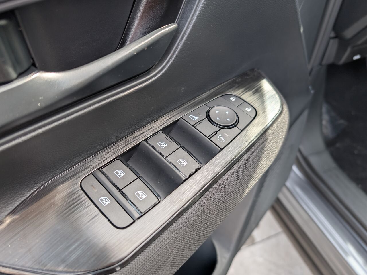 NISSAN Kicks KICKS S 2026 Gris poudre métallisé Châteauguay - photo #44