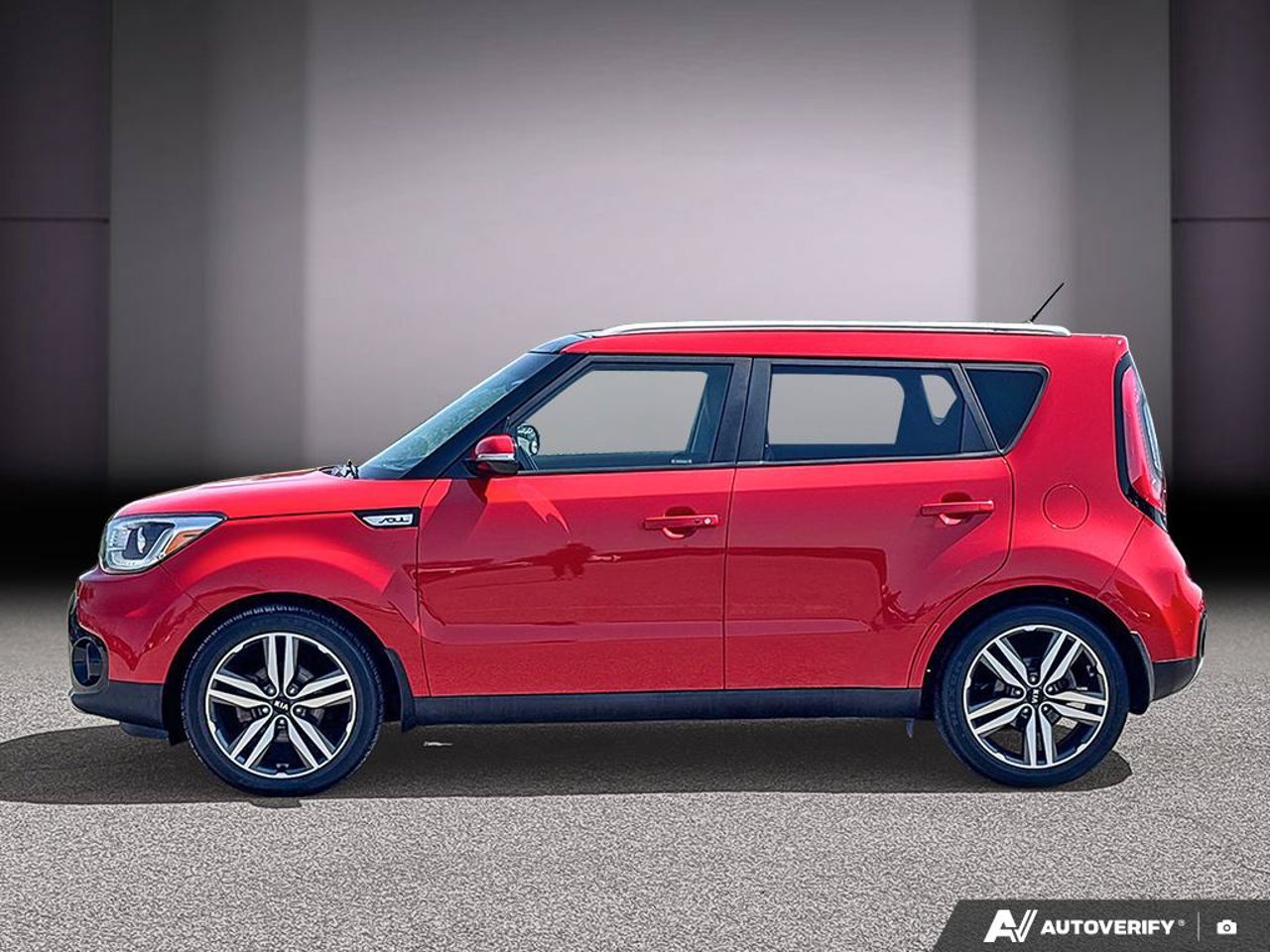 Kia Soul KNDJP3A51J7582744 2018 Rouge Mirabel - photo #1