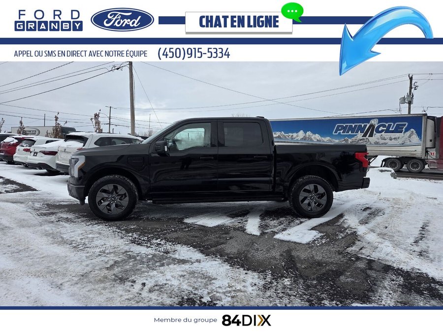 Ford F-150 Lightning XLT SuperCrew 4RM caisse de 5,5 pi 2023 Noir