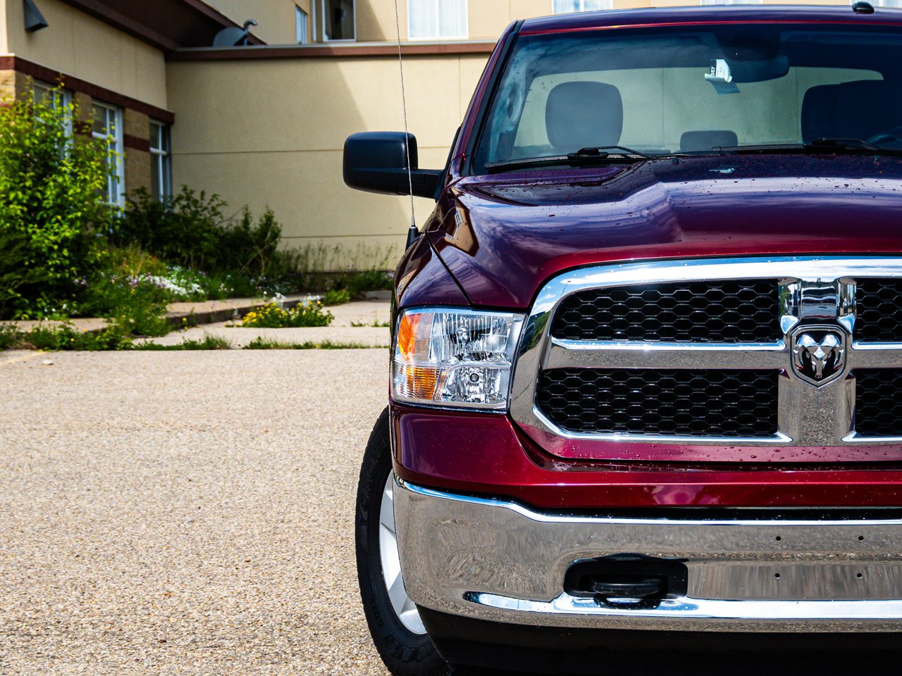 2023 Ram 1500 Classic SLT 4x4 Crew Cab 5'7 Box Red Sherwood Park - photo #5