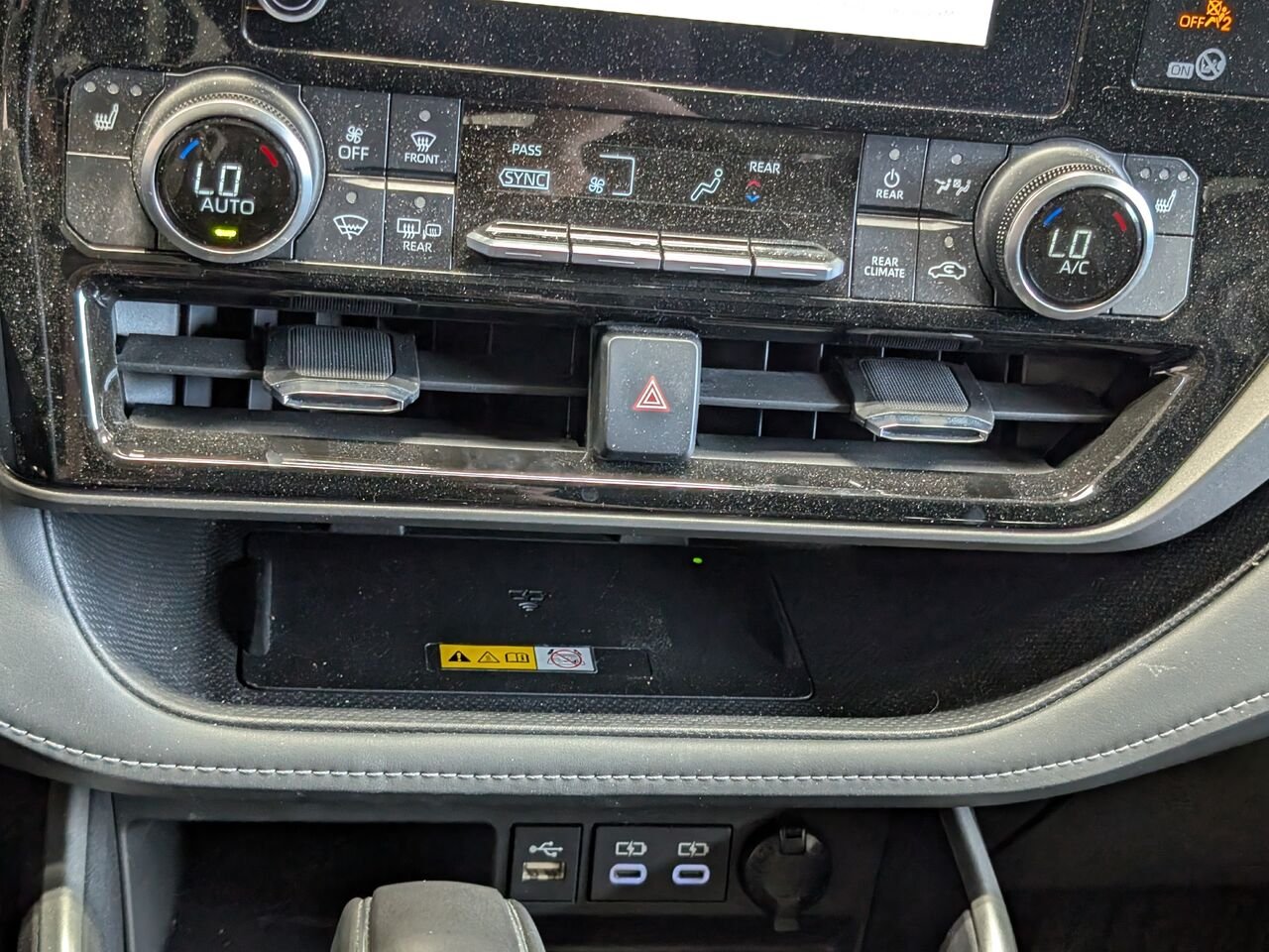 2024 Toyota Highlander 5TDKDRBH1RS553948 Magnetic Grey Metallic Sherbrooke - photo #12