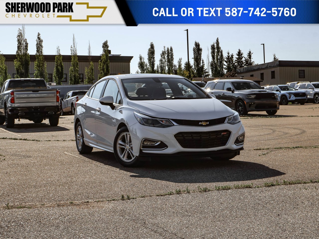 2018 Chevrolet Cruze 4dr Sdn 1.4L LT w/1SD White Sherwood Park - photo #0
