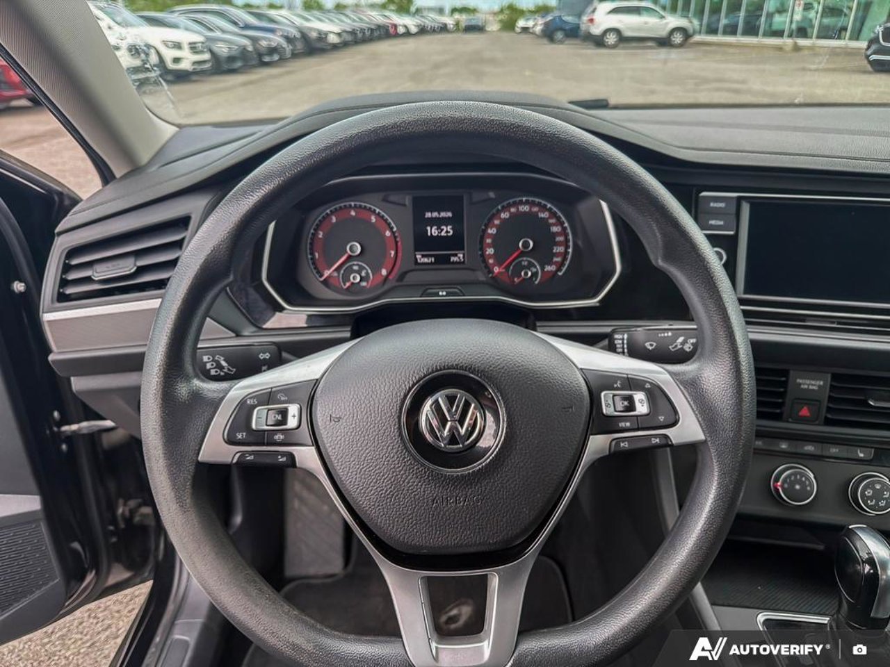 Volkswagen Jetta 3VWC57BU4KM149936 2019 Noir Mirabel - photo #16