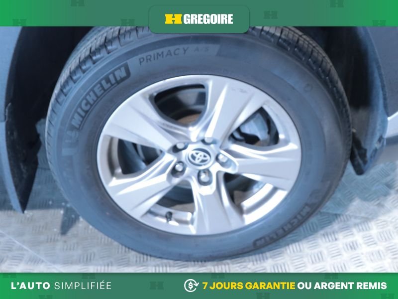 Toyota Rav 4 2022 Argent Laval - photo #26