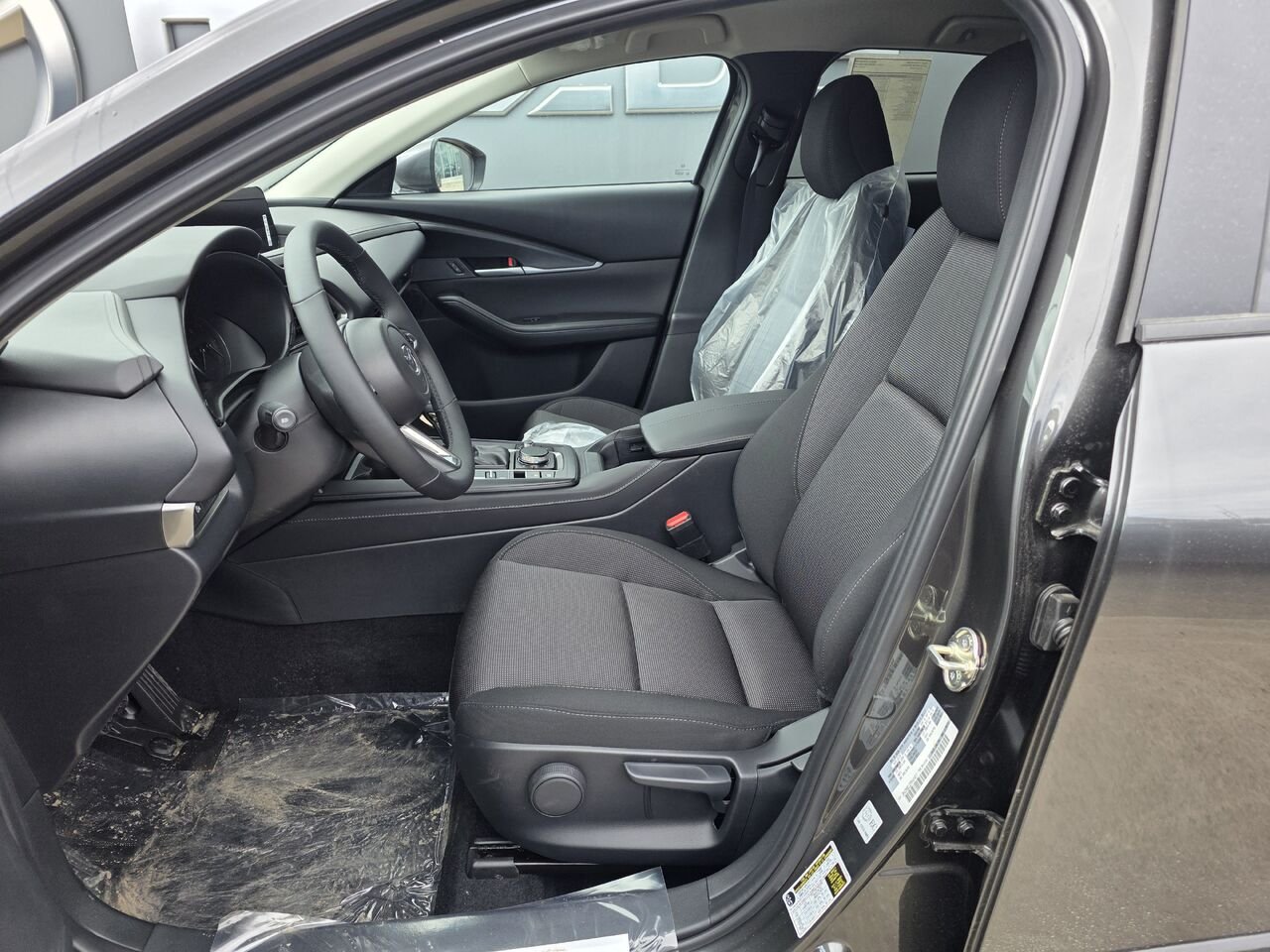 2026 Mazda CX-30 Ceramic Metallic Donnacona - photo #7