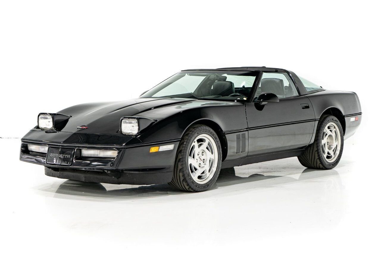 1990 Chevrolet Corvette ZR1 | PRIX EN USD Black Montreal - photo #0
