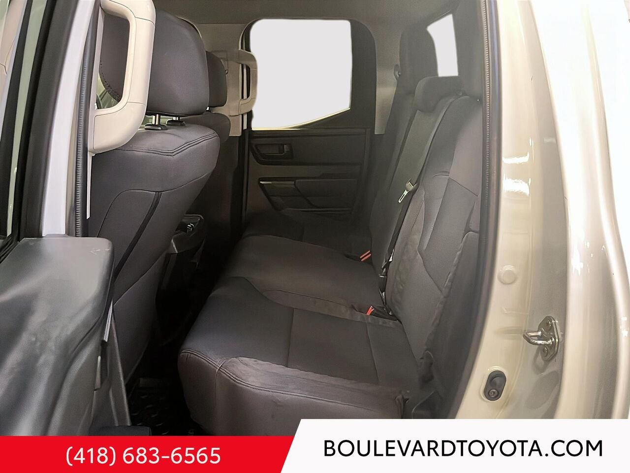 Toyota Tundra 531789-32 | SR DOUBLE CAB, 4x4 2023 Blanc Québec - photo #16