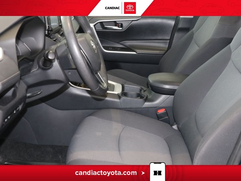 Toyota Rav 4 2019 Bleu Blainville - photo #21