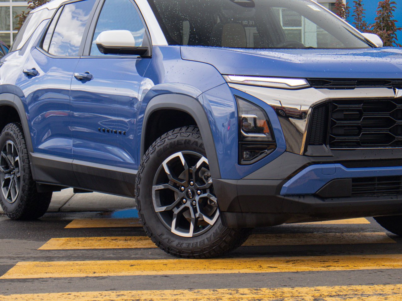 2025 Chevrolet Equinox AWD 4dr ACTIV Blue Sherwood Park - photo #5