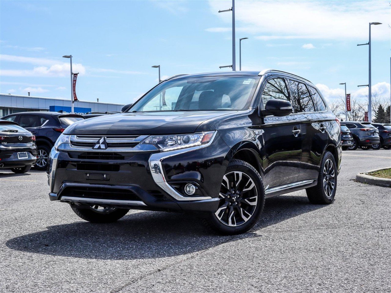 Mitsubishi Outlander PHEV 2018 Black Ottawa & Gatineau - photo #0