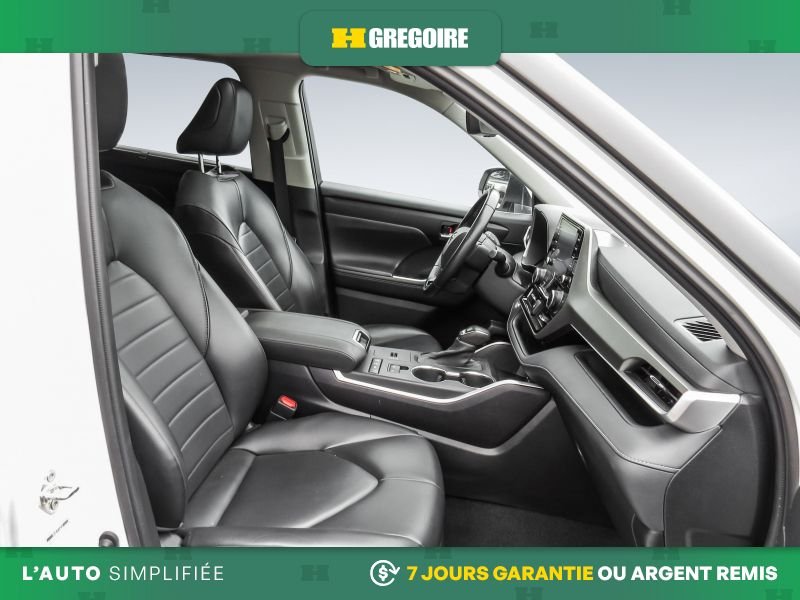 2021 Toyota Highlander White Saint-Eustache - photo #26