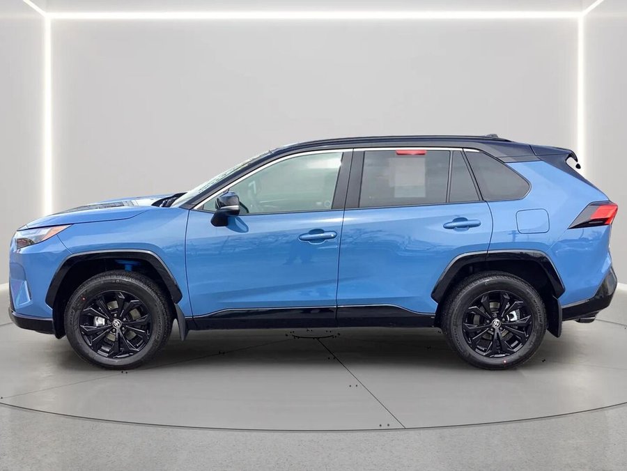 TOYOTA RAV4 HYBRID XSE 2025 2025 Bleu cavalerie avec toit noir