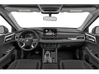Mitsubishi Outlander ES