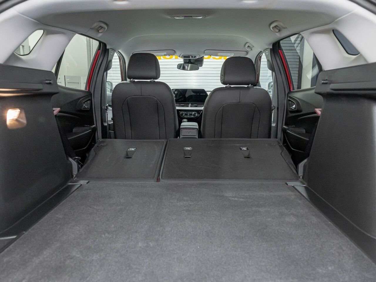 Chevrolet Trax LT *SIÈGES CHAUFF* REG ADAPT CARPLAY ALERTES WIFI 2025 Rouge Saint-Jérôme - photo #27