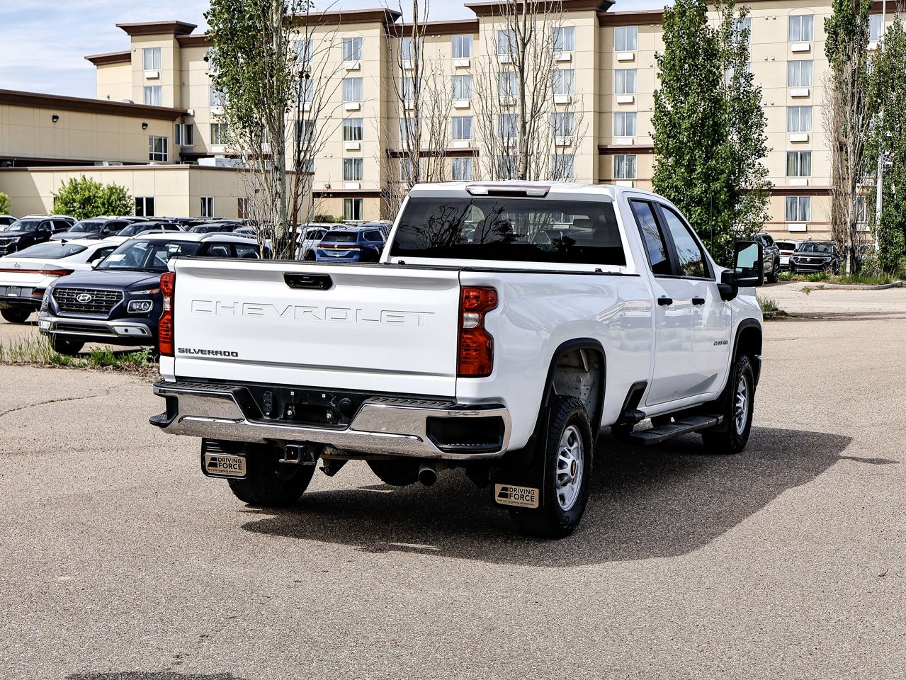 2022 Chevrolet Silverado 2500HD 4WD Double Cab 149 Work Truck White Sherwood Park - photo #12