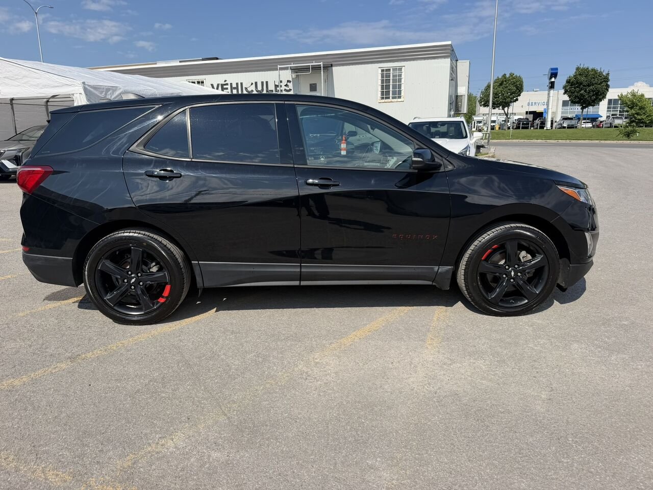 2019 Chevrolet Equinox REDLINE EDITION AWD 2LT Black Laval - photo #3
