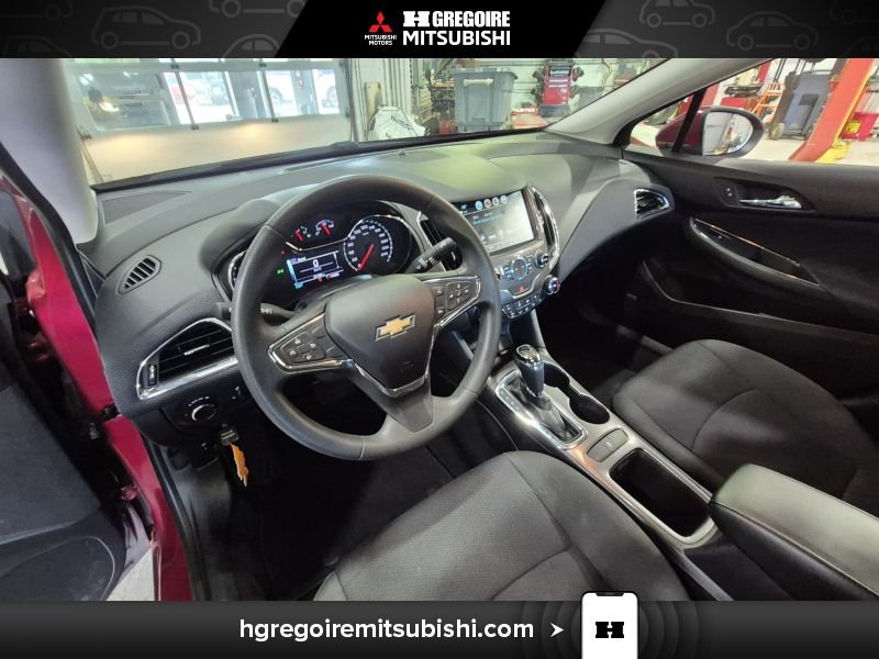 2018 Chevrolet Cruze Brown Laval - photo #17