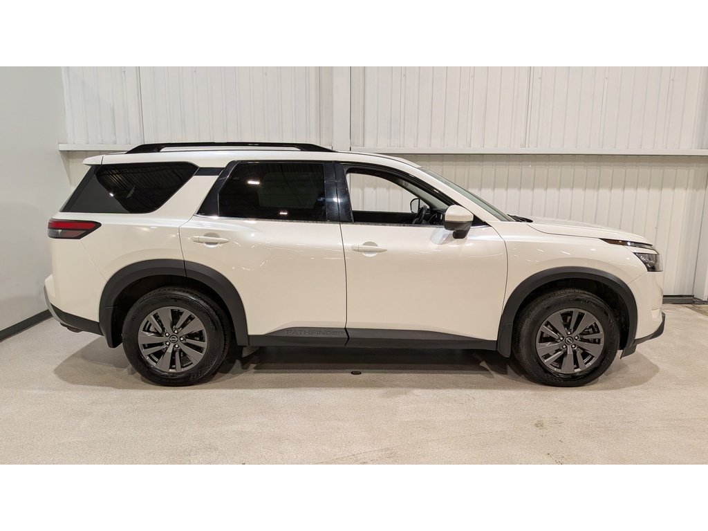 2024 Nissan Pathfinder Rock Creek 4WD White Val-David - photo #6