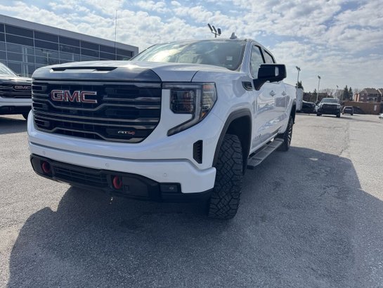 2023 GMC SIERRA 1500 AT4 2023 White