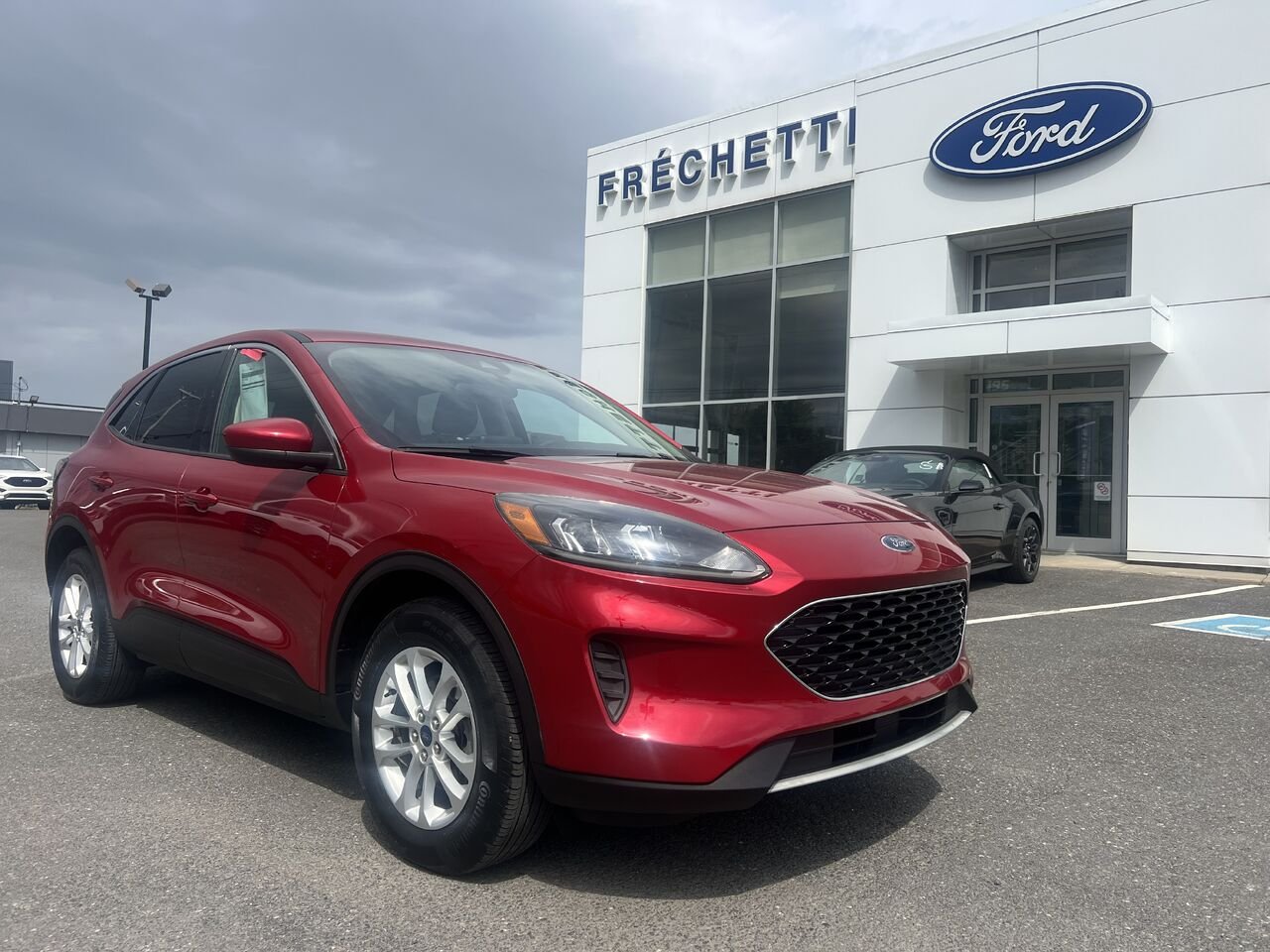 2020 Ford ESCAPE SE Red Montmagny - photo #0