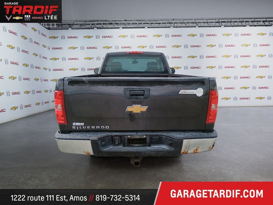 CHEVROLET SILVERADO 1500 2R CAISSE STANDARD - GMT 2010 2010 GRIS TAUPE METALLISE