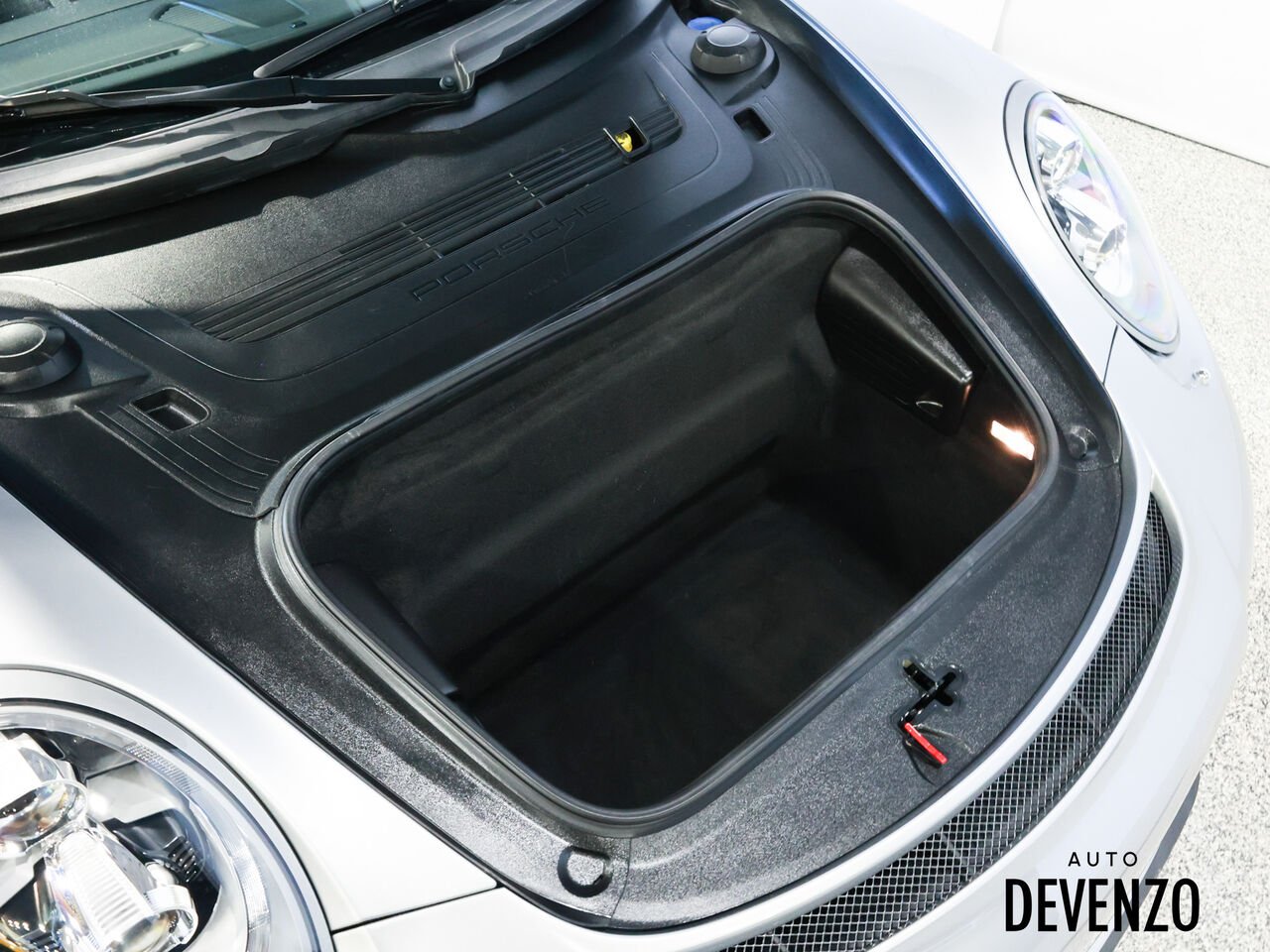 2015 Porsche 911 Grey Saint-Eustache - photo #20