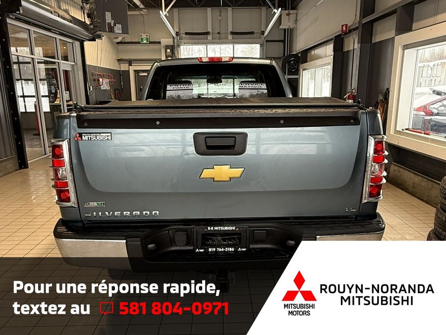 2012 Chevrolet Silverado 1500 4 roues motrices, cabine allongée, 143,5 po, Édition Cheyenne LS Blue
