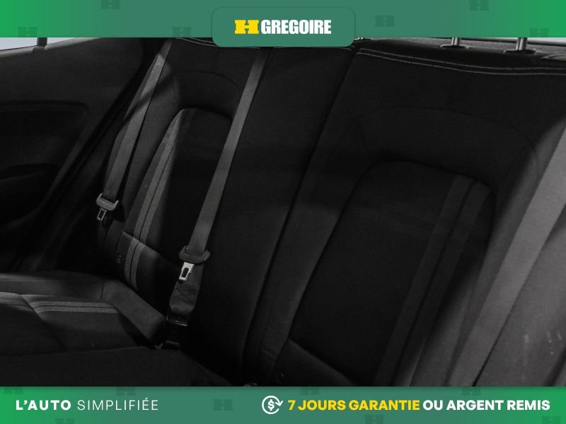 Hyundai Venue 821177 | Preferred AUTO A/C GR ELECT MAGS CAM RECUL BLEUTOO 2022 Blanc Laval - photo #24
