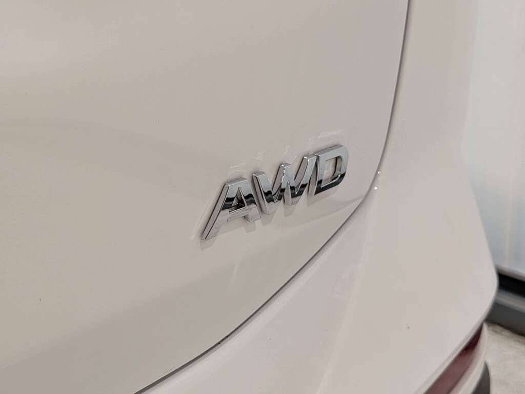 Chevrolet Equinox AWD 4dr LT 2023 Blanc Val-David - photo #34
